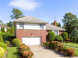 1209 Hempstead Avenue, Malverne, NY