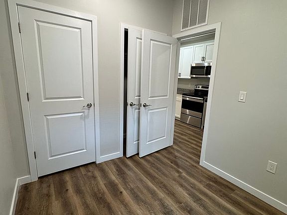 5th image of 707 N 40th St #5