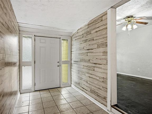5th image of 1334 NE 1ST AVENUE