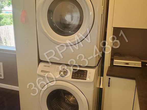 4th image of 3706 E 13th St Unit 2
