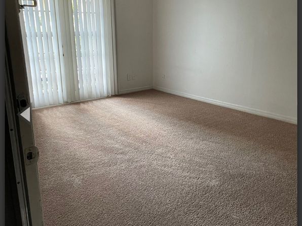 325 Wymore Rd APT 106