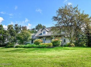 47 Pebble Ln, Valatie, NY 12184