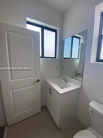 575 NE 208th Ter #575 — Photo 31