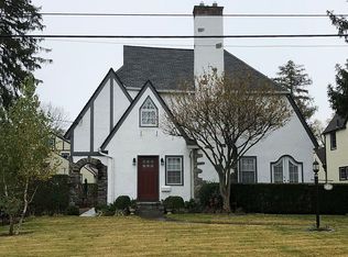 170 Gaylor Rd, Scarsdale, NY 10583