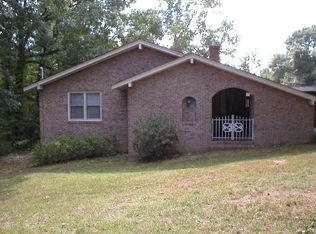 608 Seminole Dr, Griffin, GA 30223