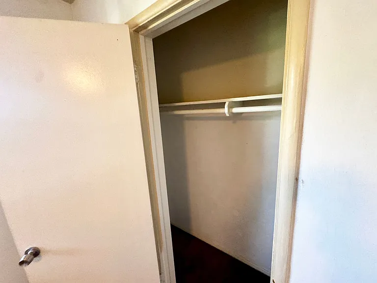 Charming 1 & 2 Bedrooms on the Chandler Bike Path — Photo 31