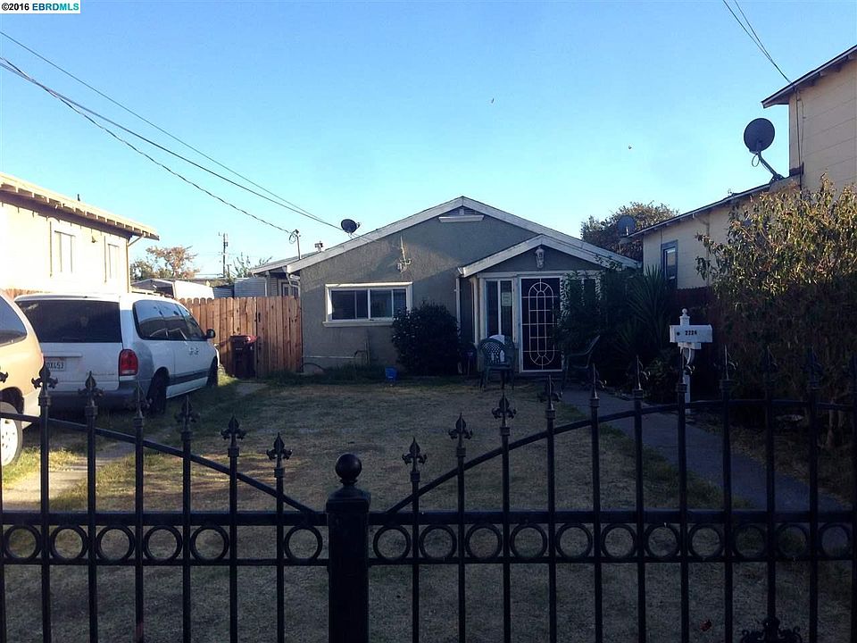 1st image of 2724 76th Ave
