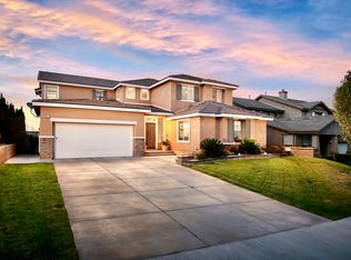 817 Celtic Dr, Palmdale, CA 93551