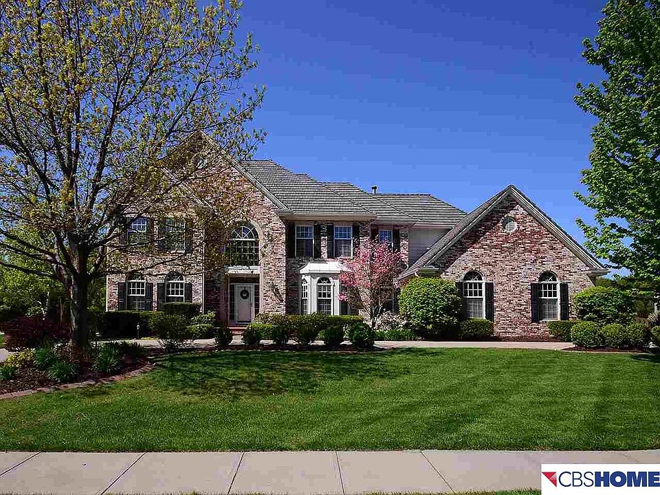 1st image of 616 N 164th St