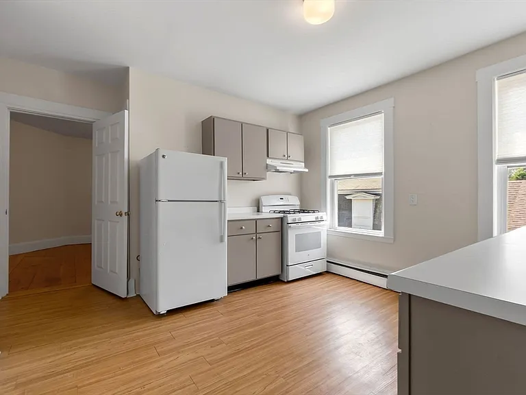 730 Hale St #3L-3L-3L — Photo 12