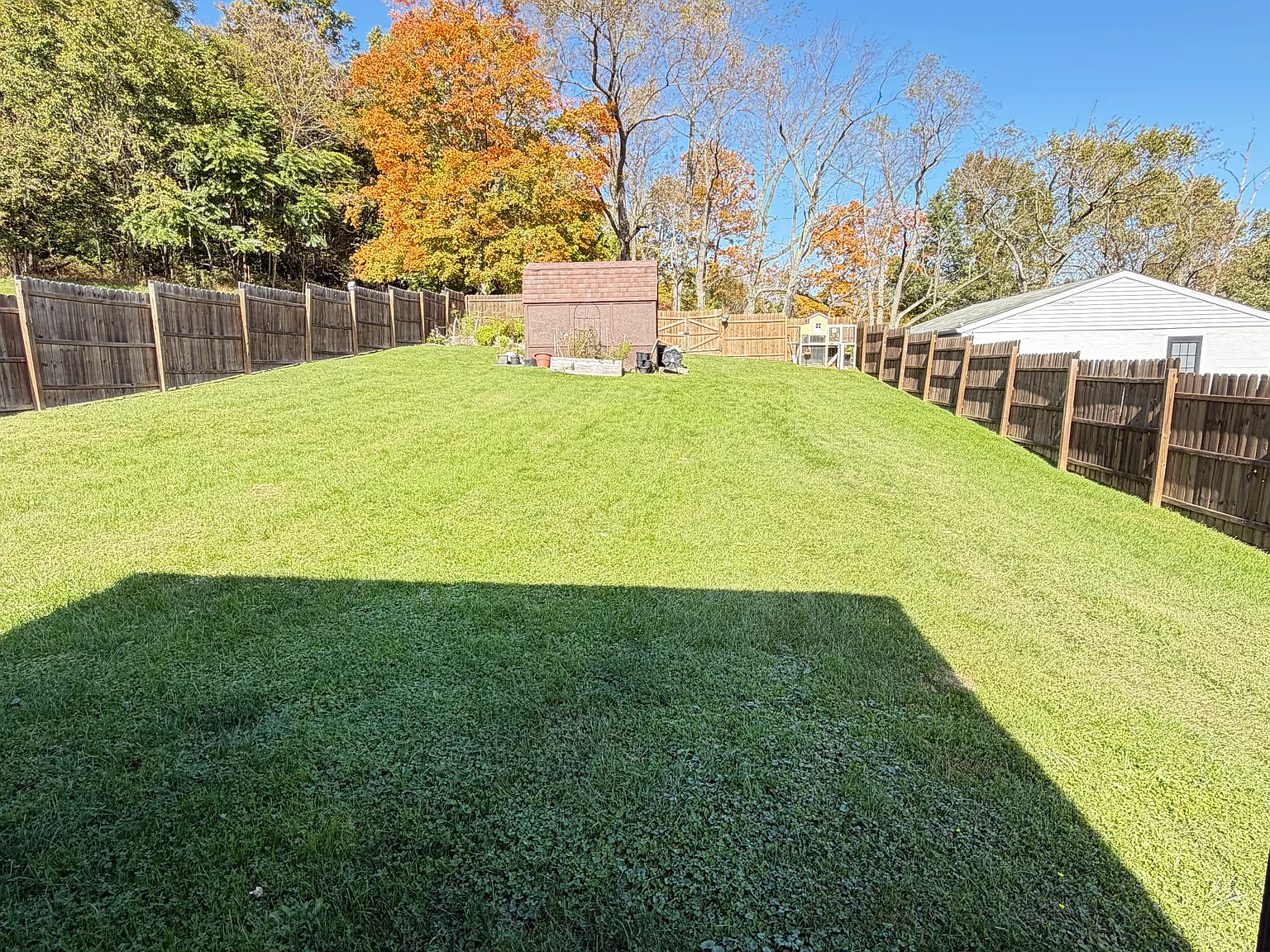 2 bed, 823 sqft, $1,850 — Photo 2
