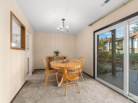 4th image of 845 Sheldon Ct #D