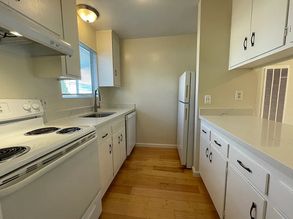1162 Saranap Ave #26B
