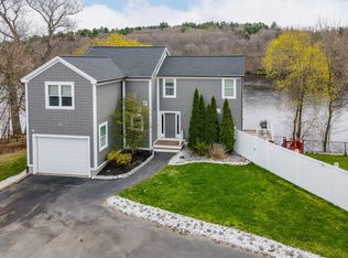 821 Merrimack Ave, Dracut, MA 01826