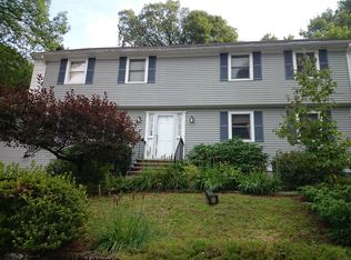 153 Woodchester Dr, Newton, MA 02467