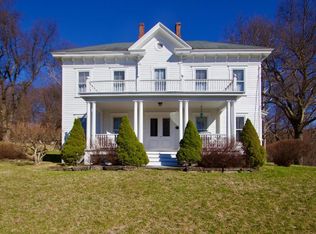 7 Coleman St, Chatham, NY 12037