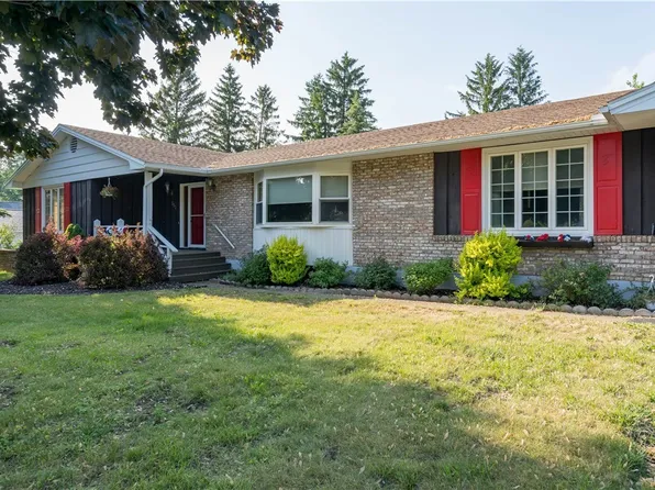 257 Green St, Watertown, NY 13601