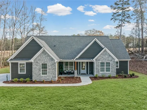 315 Lakefront Dr, Anderson, SC 29626