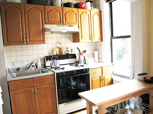 Rented by Awaye Realty Management LLC | media 62