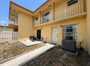 8320 SW 154th Ave APT 32, Miami, FL 33193