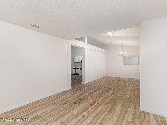 2nd image of 1715 San Filippo Dr SE #1715