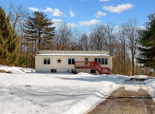 108 Yellow Wood Dr, Milford, PA