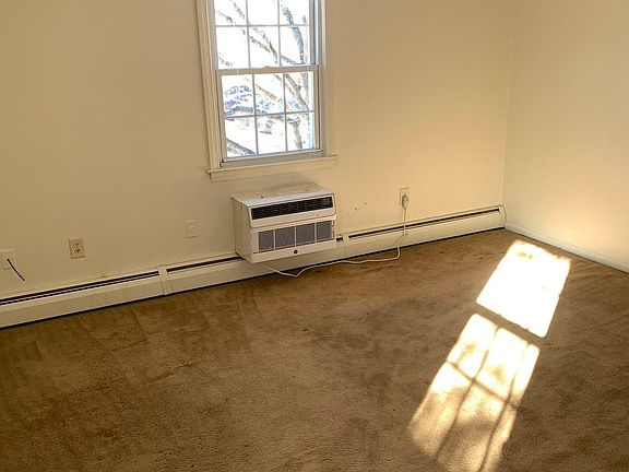 5th image of 5 Grandview Dr #11C