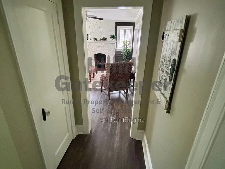4787 Hendrix Dr — Photo 11