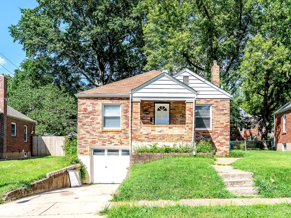 9033 Patrick Dr, Saint Louis, MO 63114