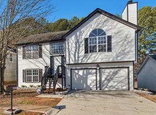 2973 Stonebridge Creek Dr, Lithonia, GA 30058