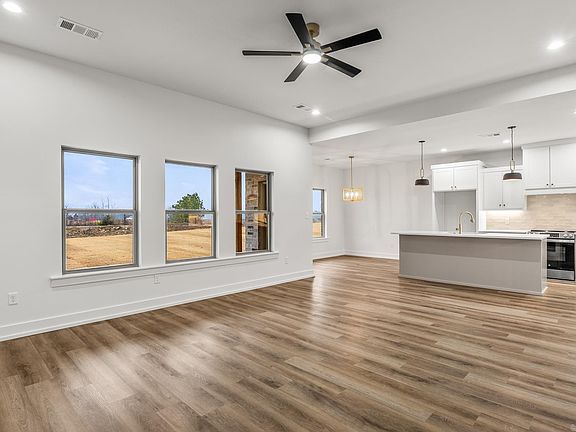 2nd image of 231 Michelle Dr