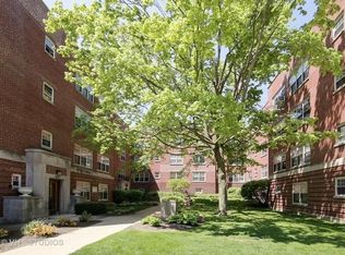 2740 Hampton Pkwy, Evanston, IL 60201