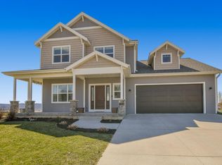 1124 21st St, Baraboo, WI 53913