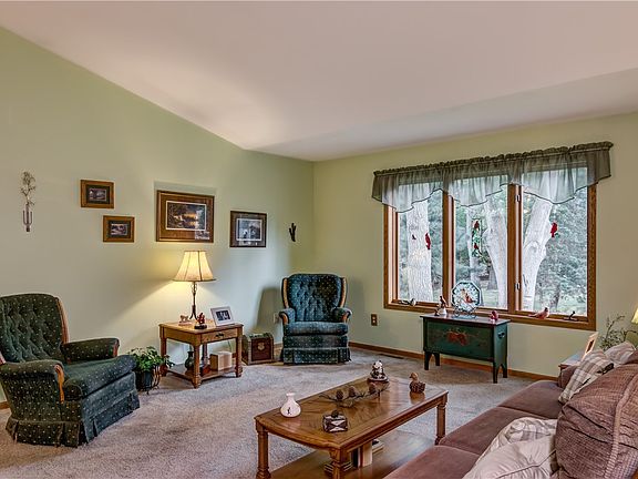 3rd image of 3535 Lamont Street