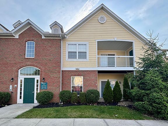 2nd image of 3839 Carberry Dr
