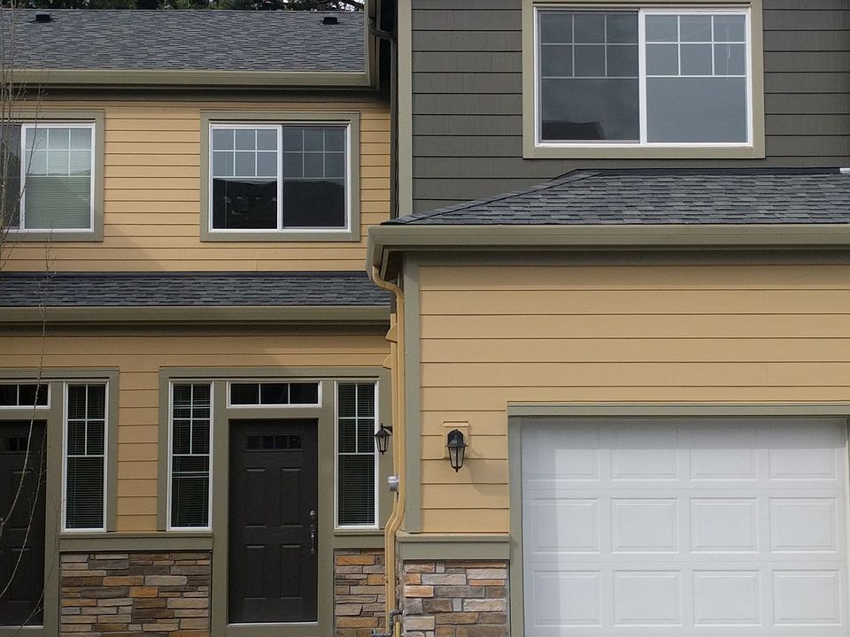 1st image of 7975 NE Caitlin St