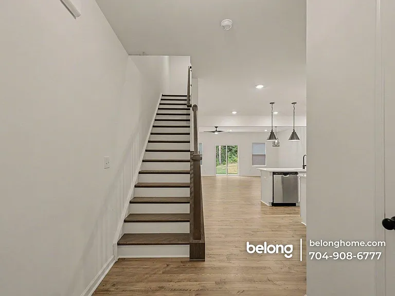 11408 Magpie Ct — Photo 4