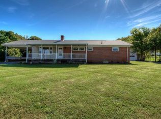 206 Smith St, Erwin, TN 37650