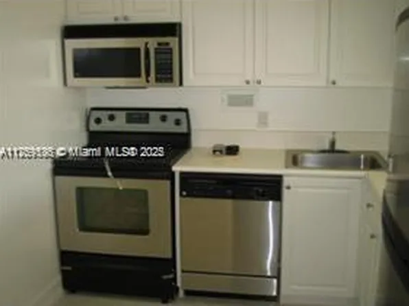 1455 N Treasure Dr APT 7L, North Bay Village, FL 33141