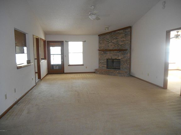 5th image of 11076 Blue Roan Ct