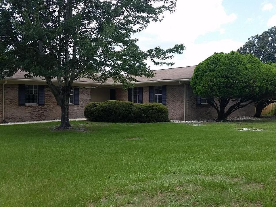 1st image of 413 Tanglewood Dr