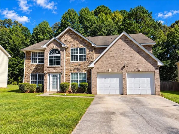 630 Ironstone Dr, Fairburn, GA 30213