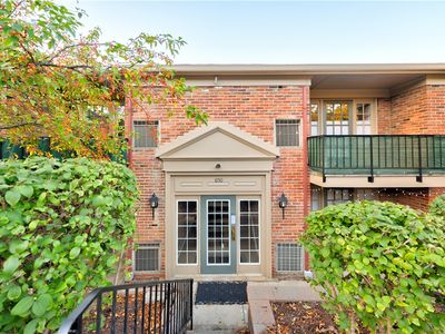 1050 Eve Dr APT B, Pittsburgh, PA, 15216