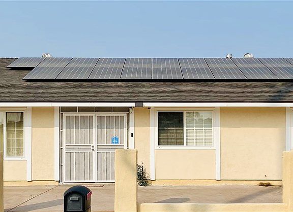 5th image of 750 N Citrus Ave