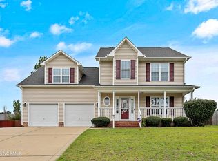 89 Rockingham St, Spring Lake, NC 28390