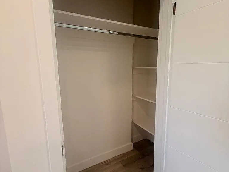 YaYa Glenoaks, LLC — Photo 24