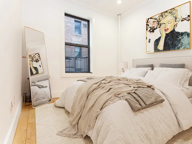 335 E 65th St #4 — Photo 6