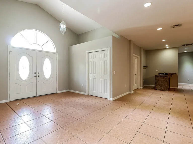 11075 Marvelwood Rd — Photo 2