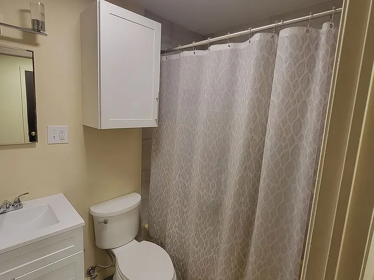 81 Fisherville Rd — Photo 6