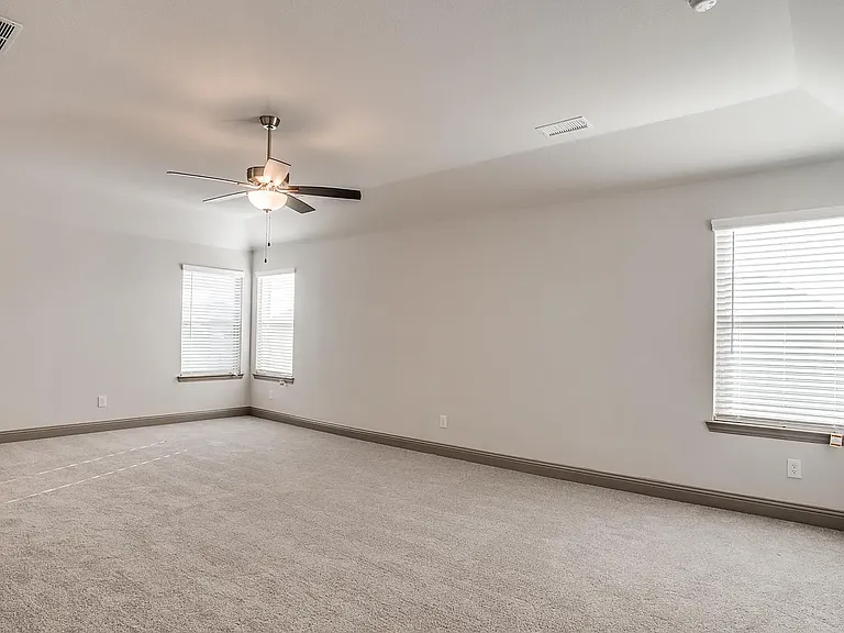 7617 Regal Ln — Photo 14